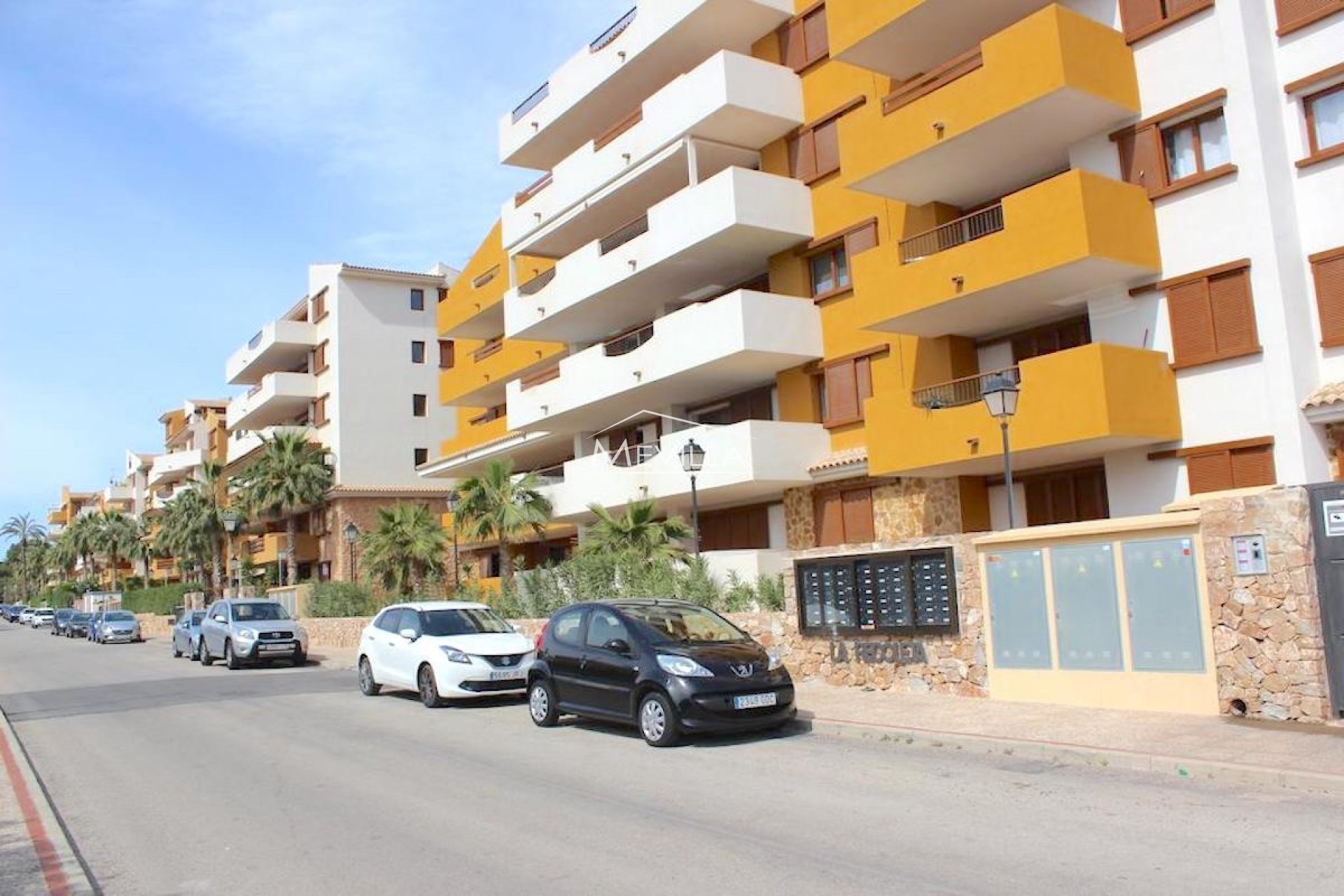 Resales - Flat / Apartment - Orihuela Costa - Punta Prima