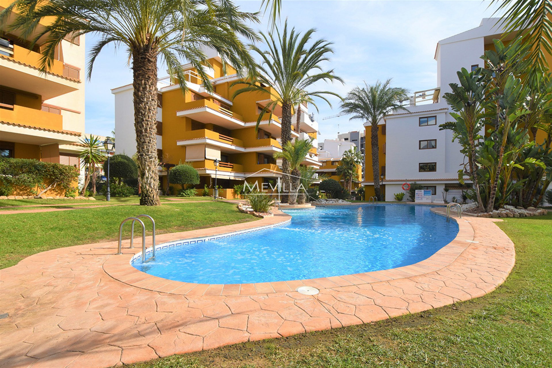 Resales - Flat / Apartment - Orihuela Costa - Punta Prima