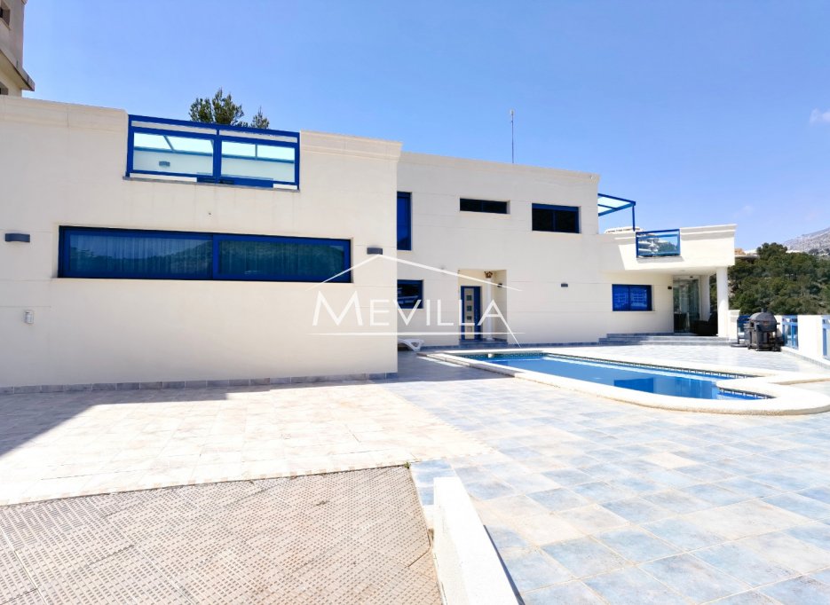 Resales - Villa - Altea