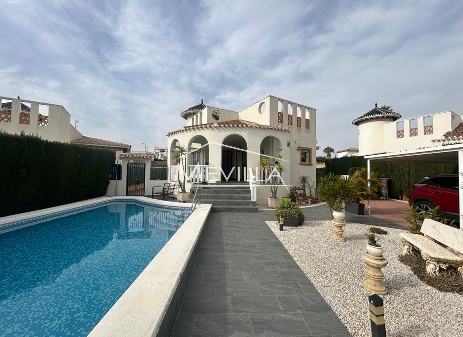 Resales - Villa - Orihuela Costa - Cabo Roig