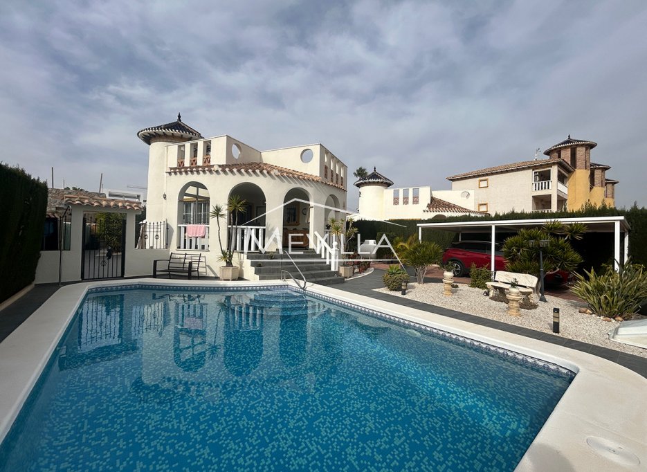 Resales - Villa - Orihuela Costa - Cabo Roig