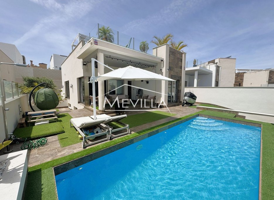 Resales - Villa - Orihuela Costa - Cabo Roig