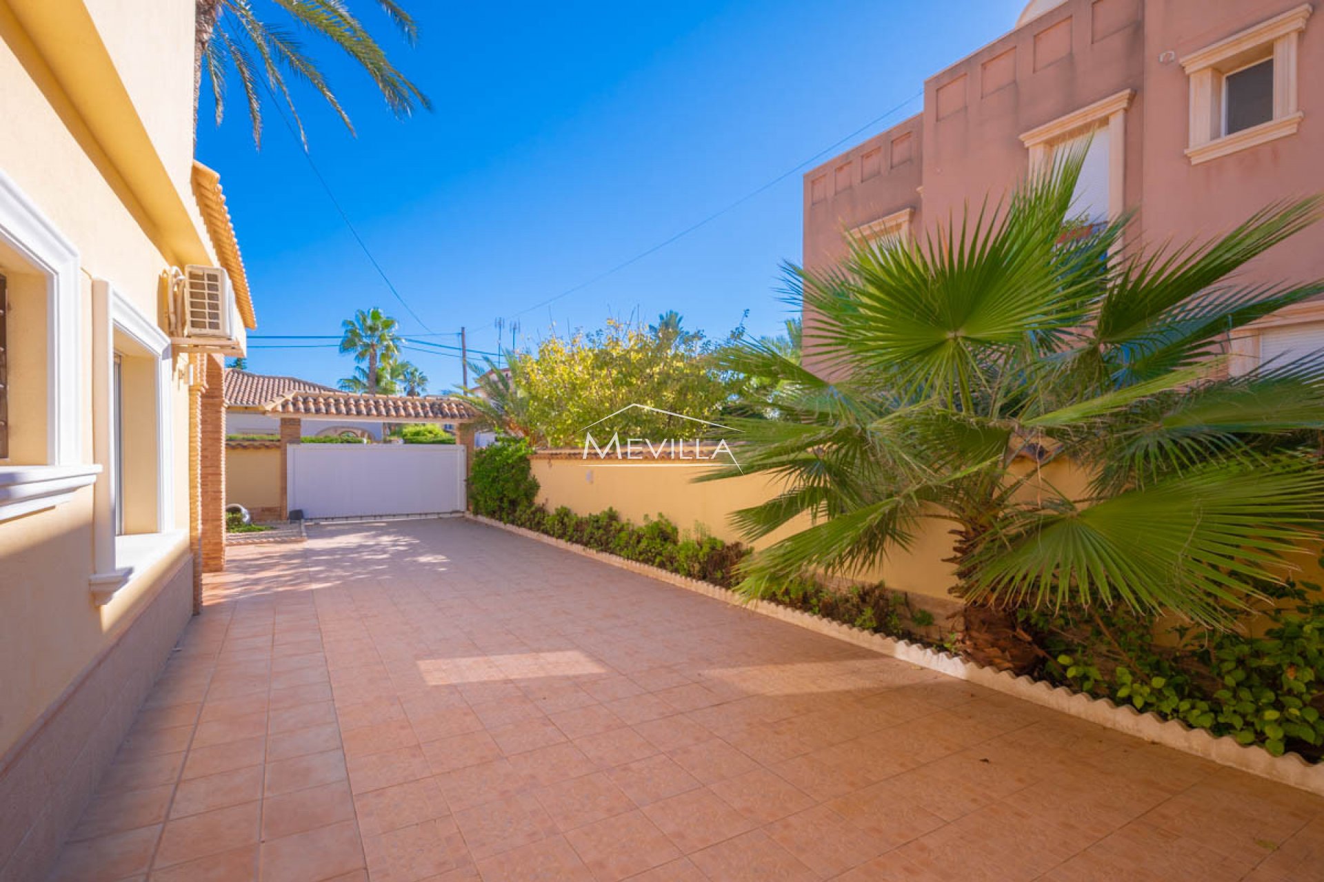 Resales - Villa - Orihuela Costa - Cabo Roig
