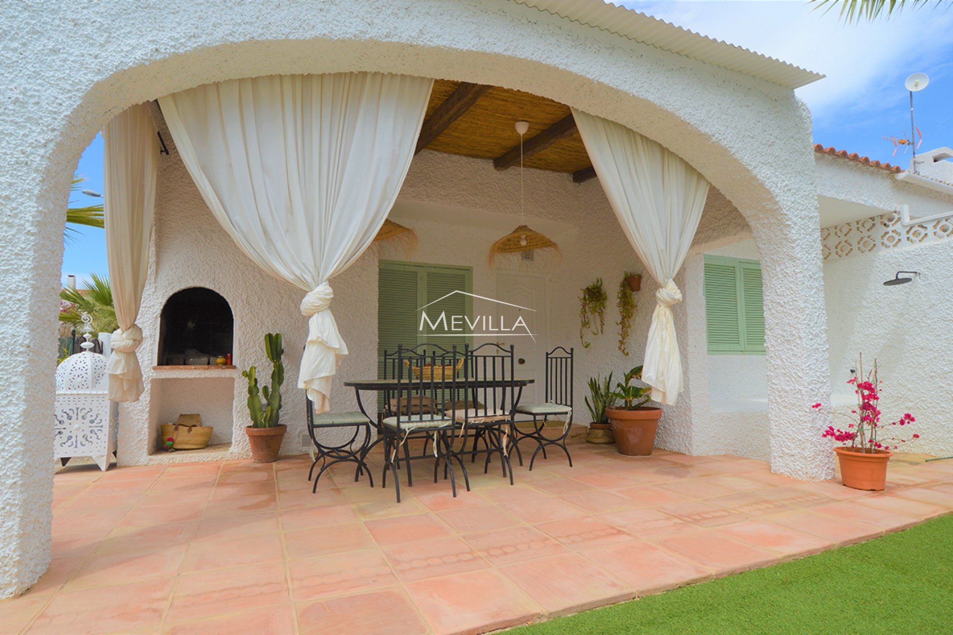 Resales - Villa - Orihuela Costa - Campoamor