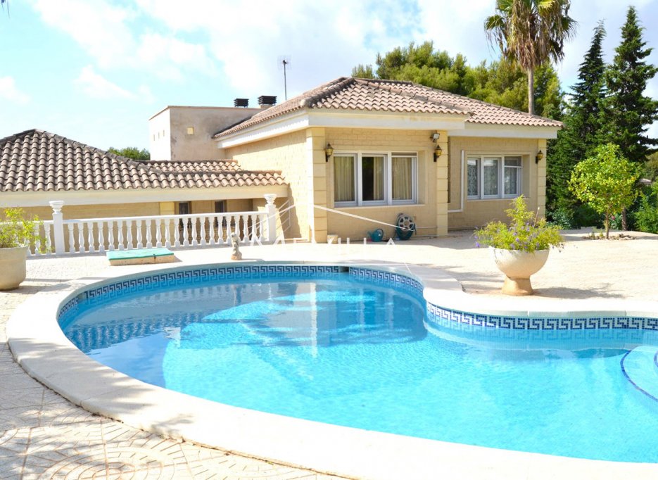 Resales - Villa - Orihuela Costa - Campoamor