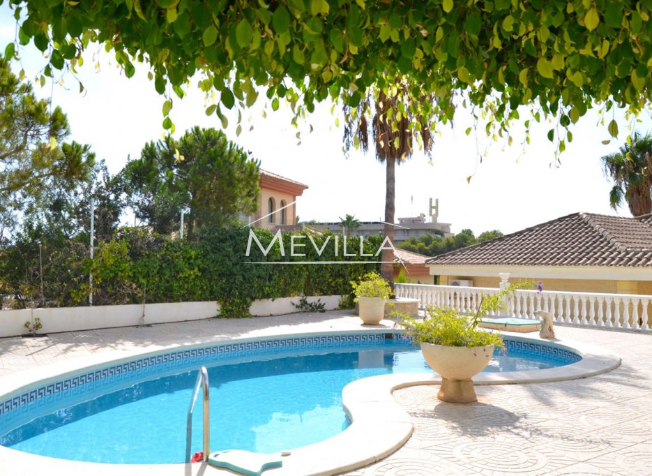 Resales - Villa - Orihuela Costa - Campoamor