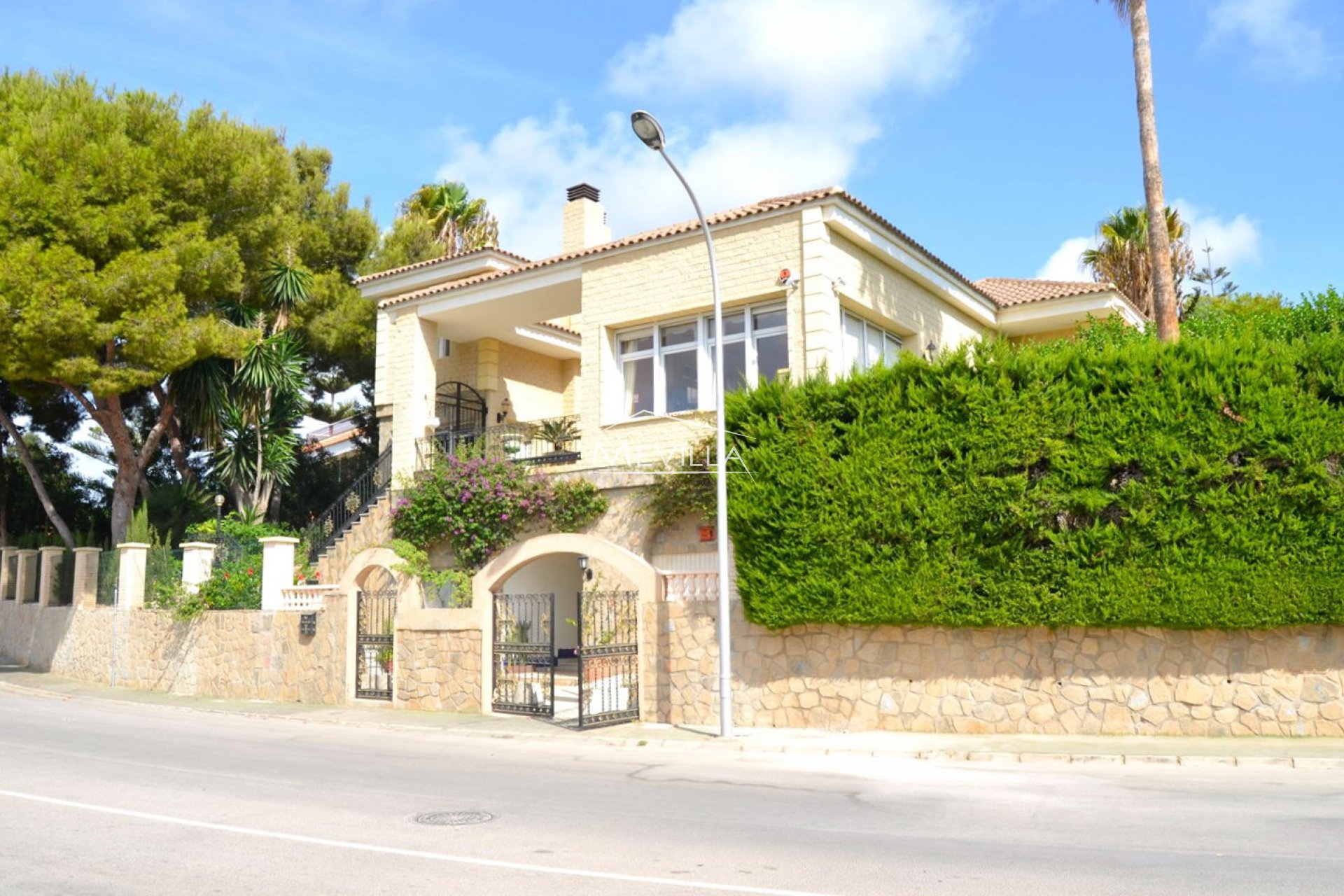 Resales - Villa - Orihuela Costa - Campoamor