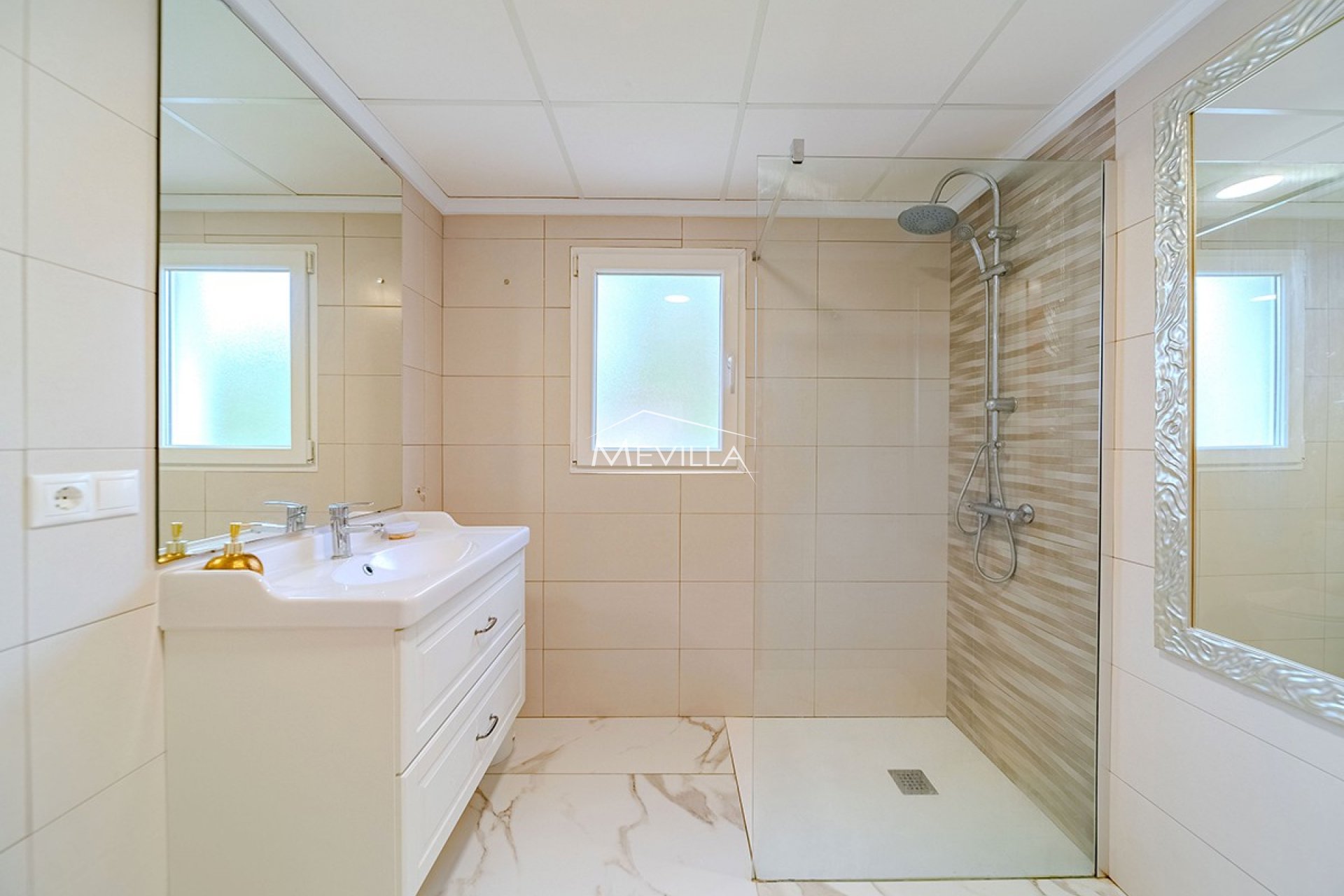 Resales - Villa - Orihuela Costa - Campoamor