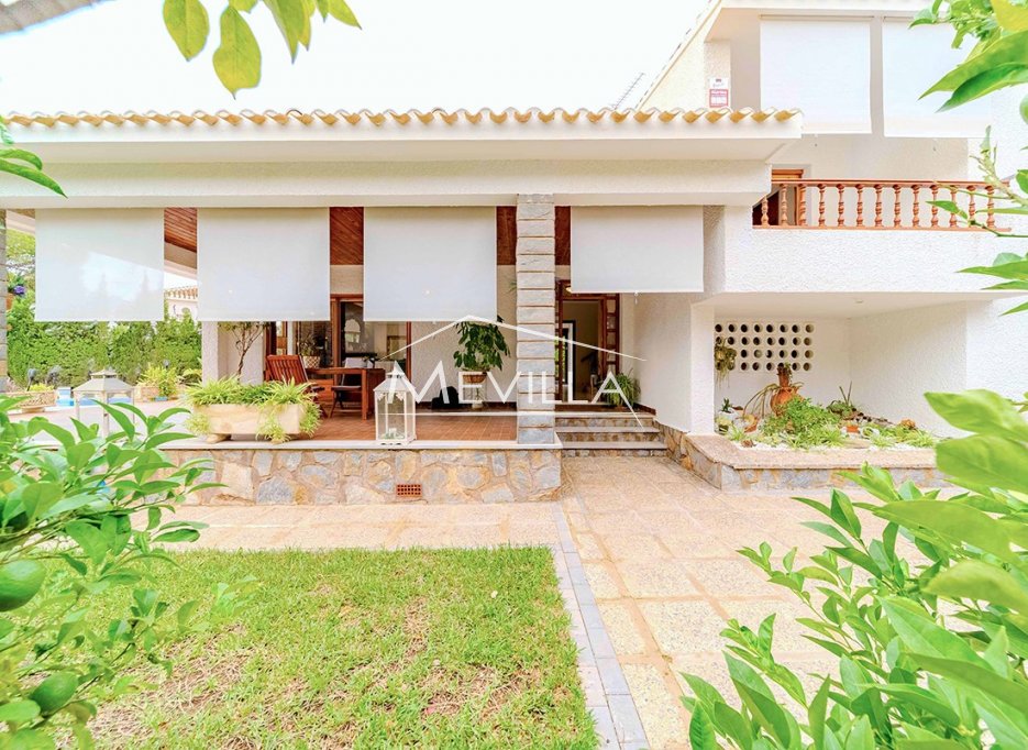 Resales - Villa - Orihuela Costa - Campoamor