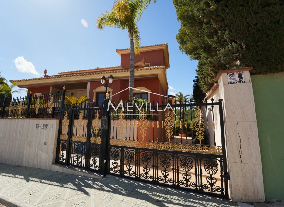 Resales - Villa - Orihuela Costa - Campoamor