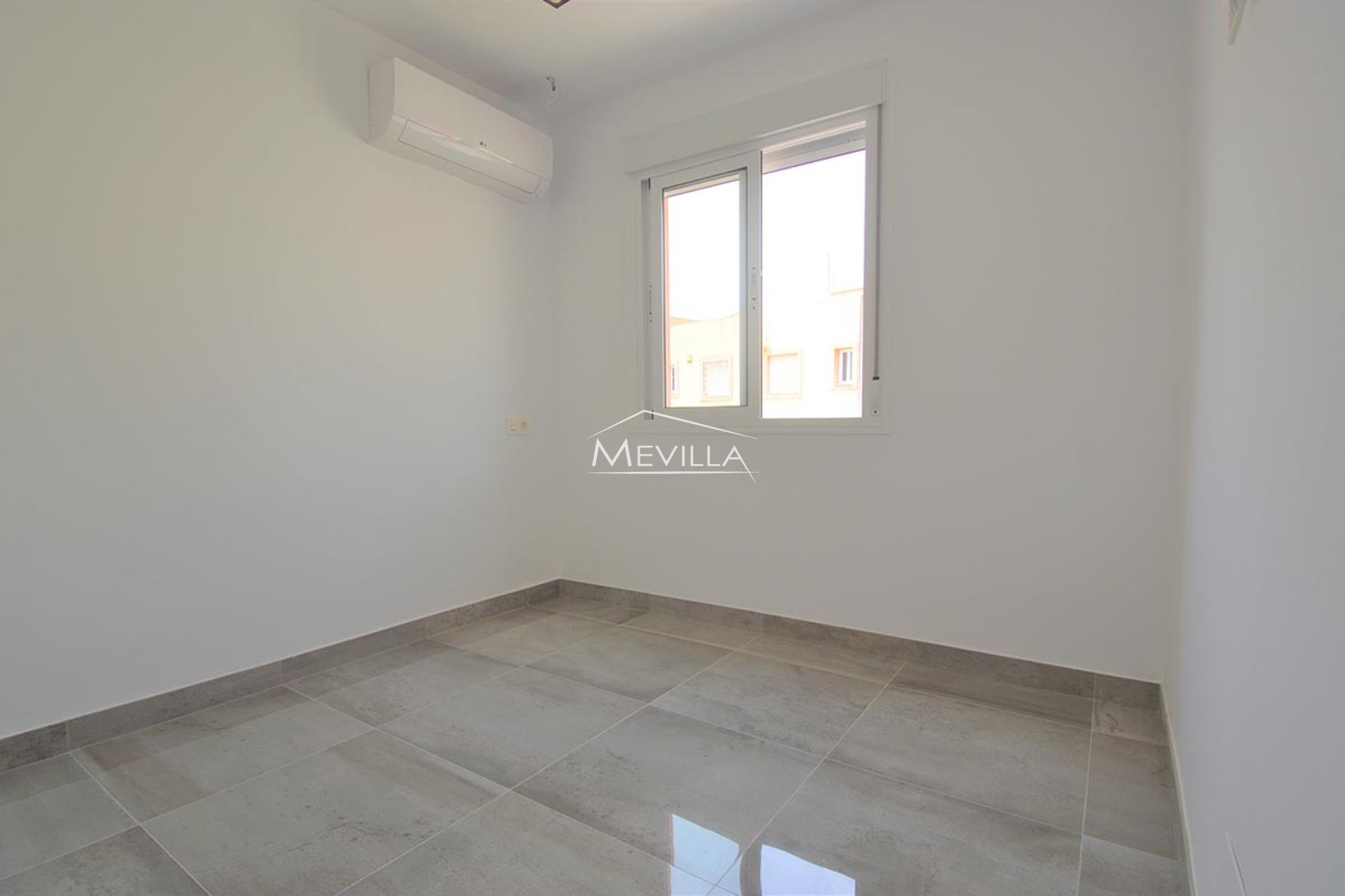 Resales - Villa - Orihuela Costa - La Zenia