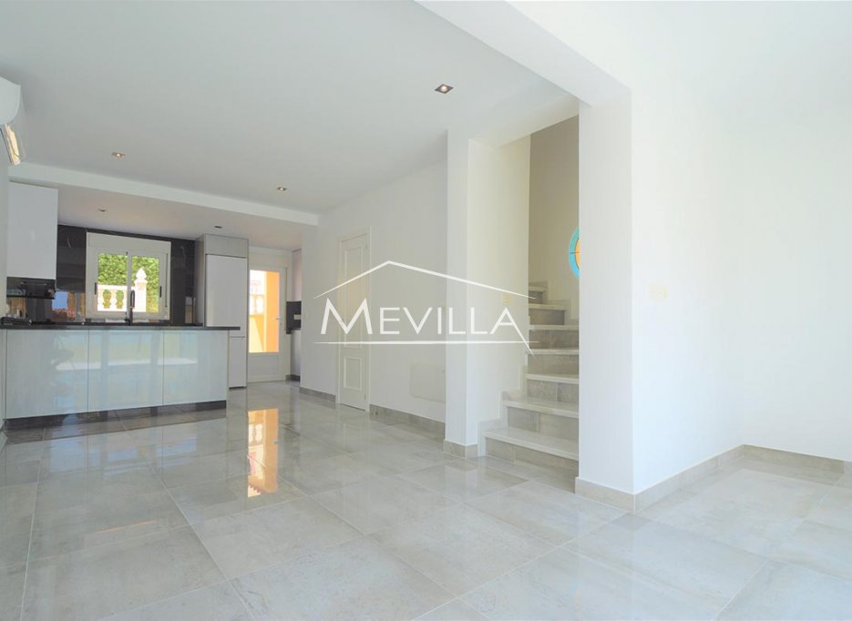Resales - Villa - Orihuela Costa - La Zenia