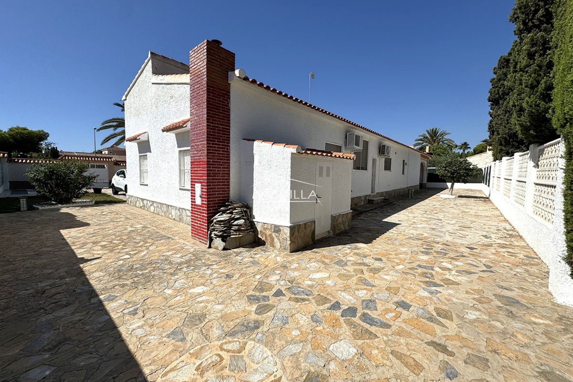 Resales - Villa - Orihuela Costa - La Zenia