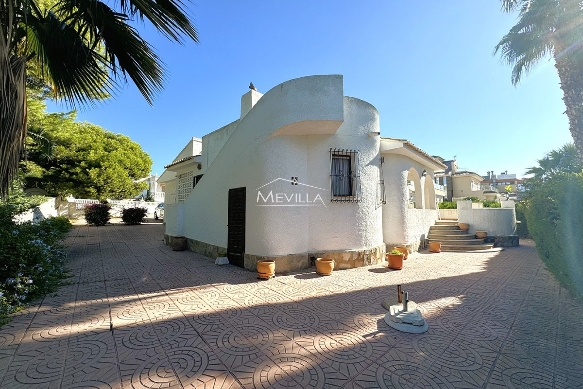 Resales - Villa - Orihuela Costa - La Zenia