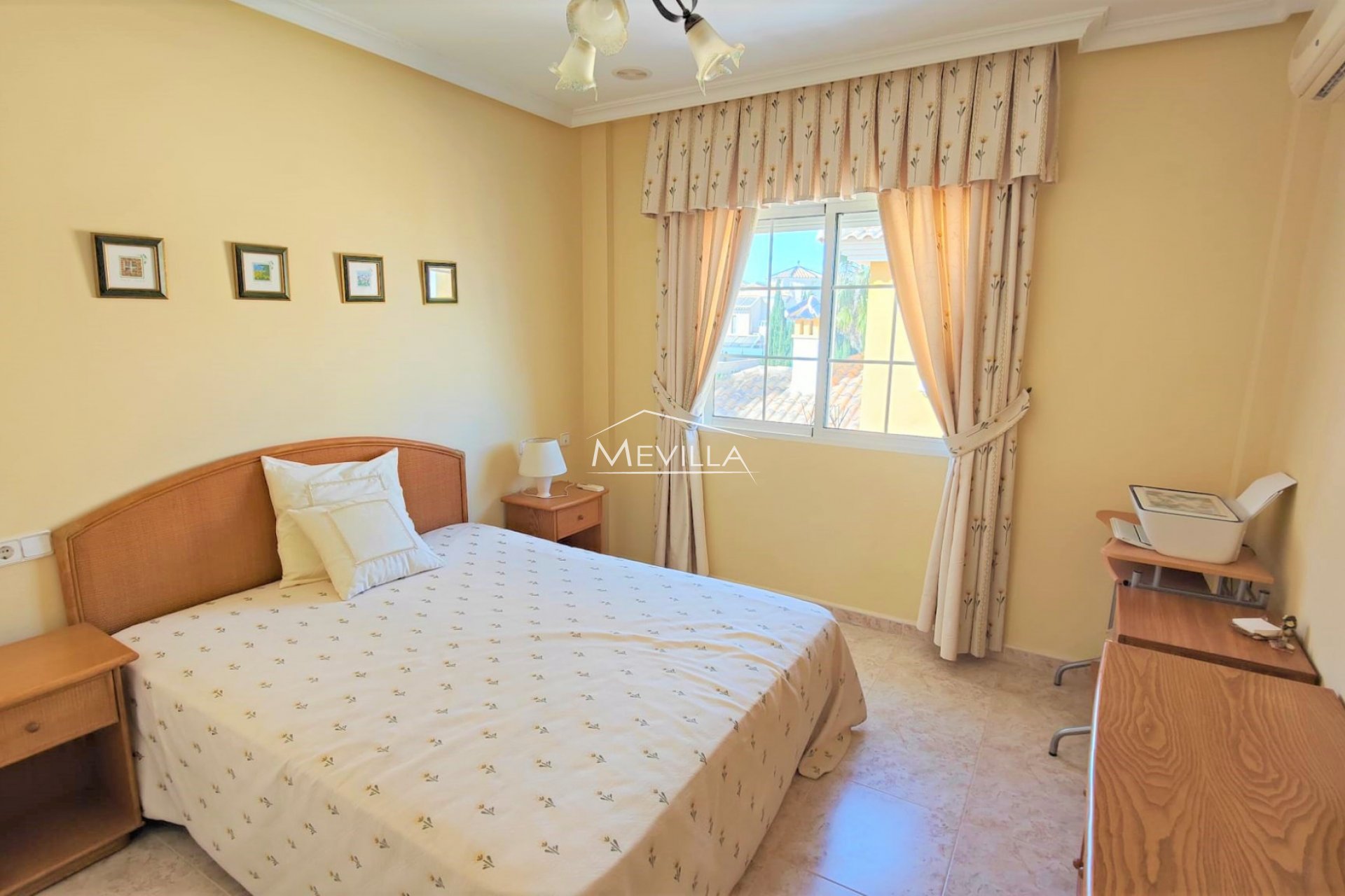 Resales - Villa - Orihuela Costa - La Zenia