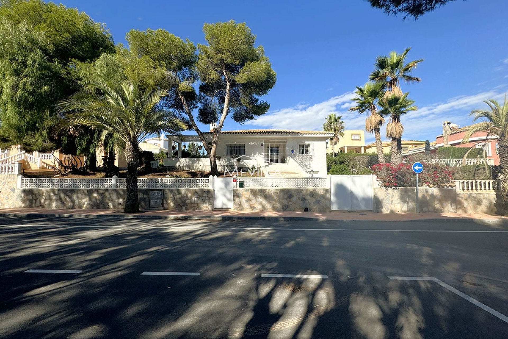 Resales - Villa - Orihuela Costa - La Zenia