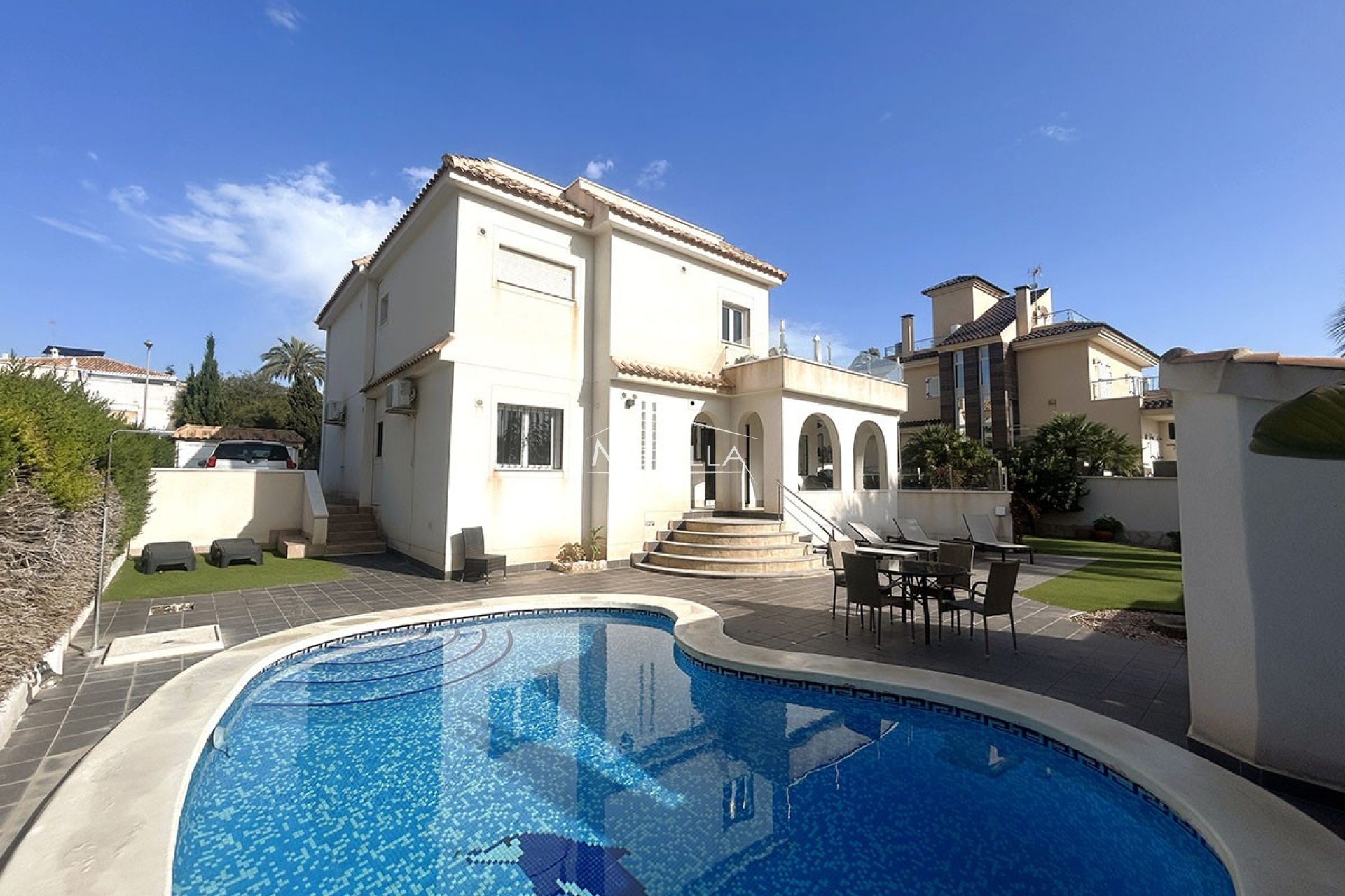 Resales - Villa - Orihuela Costa - La Zenia