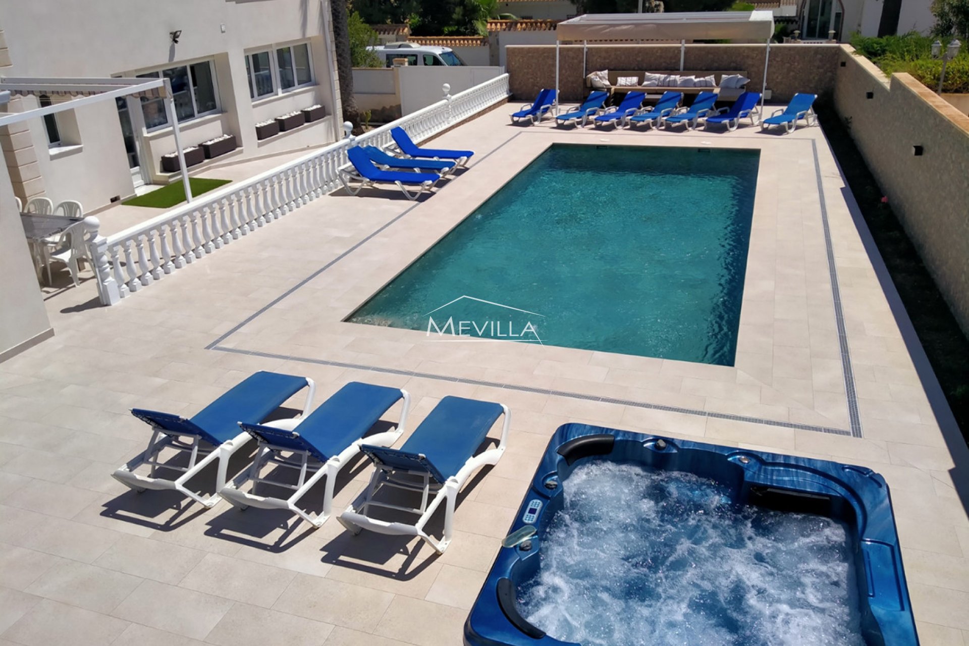Resales - Villa - Orihuela Costa - La Zenia