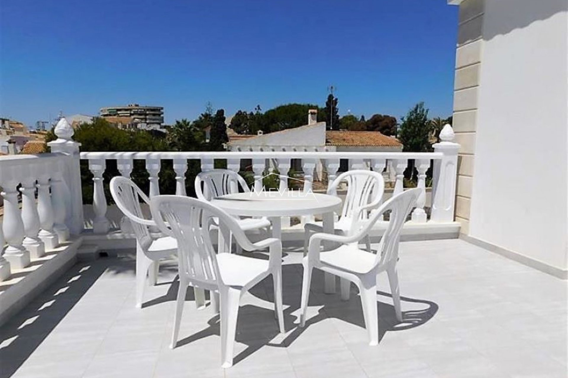 Resales - Villa - Orihuela Costa - La Zenia