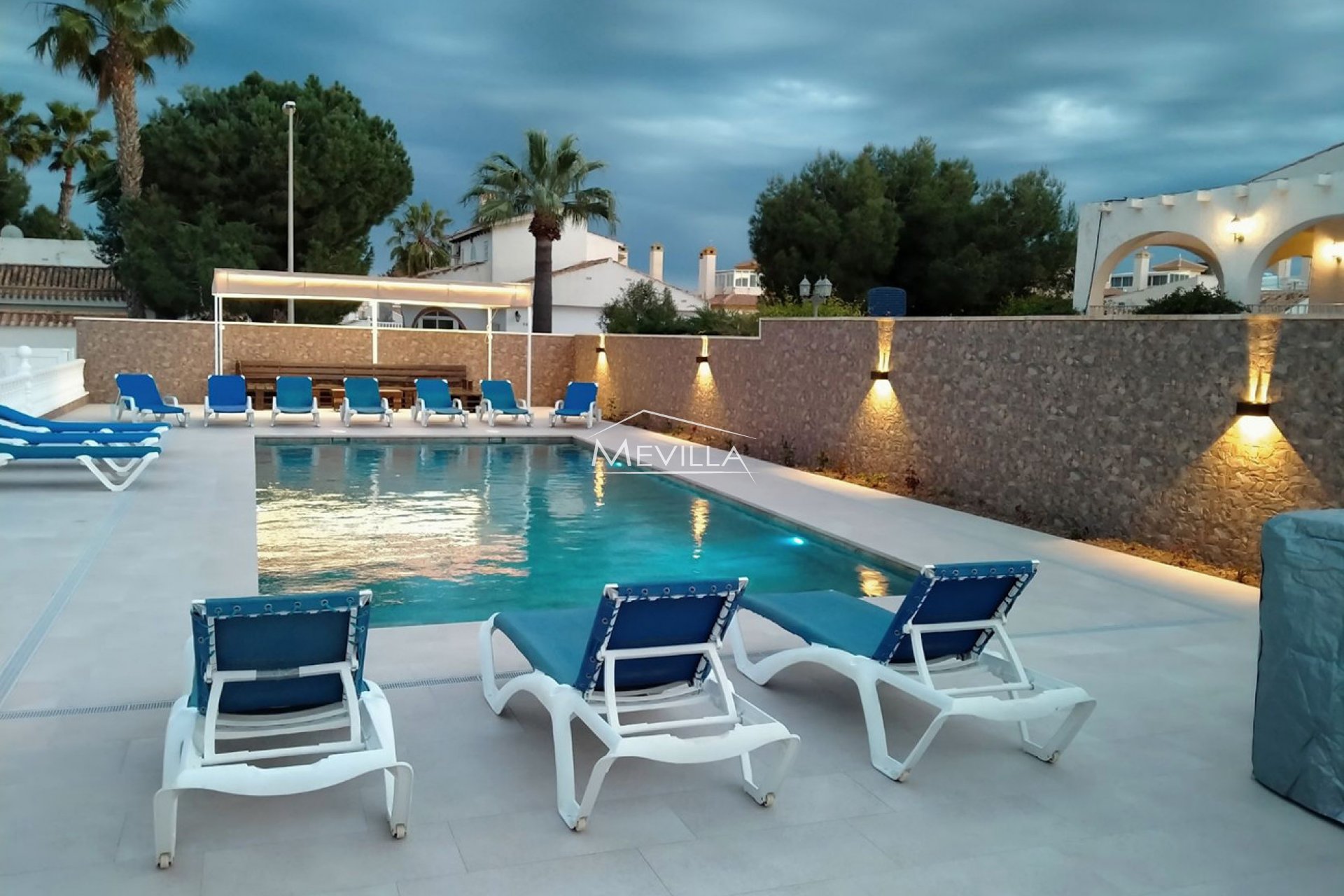 Resales - Villa - Orihuela Costa - La Zenia