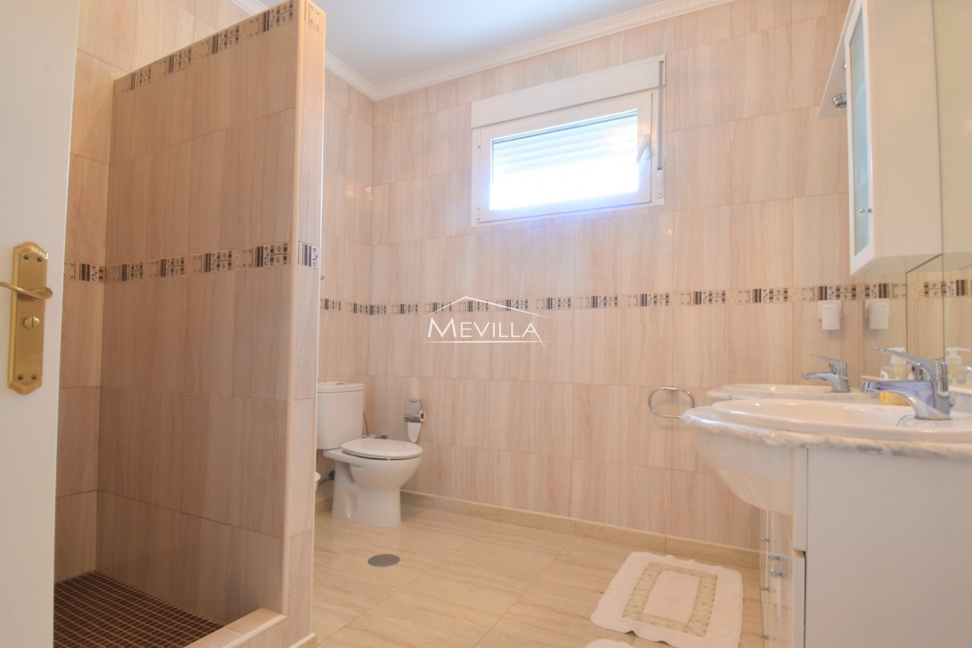 Resales - Villa - Orihuela Costa - La Zenia