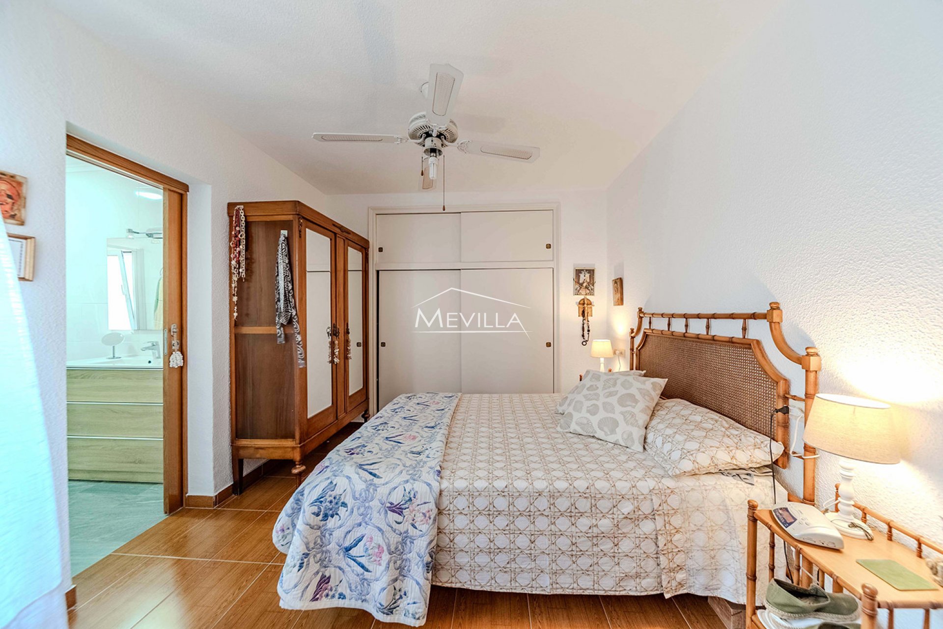 Resales - Villa - Orihuela Costa - La Zenia