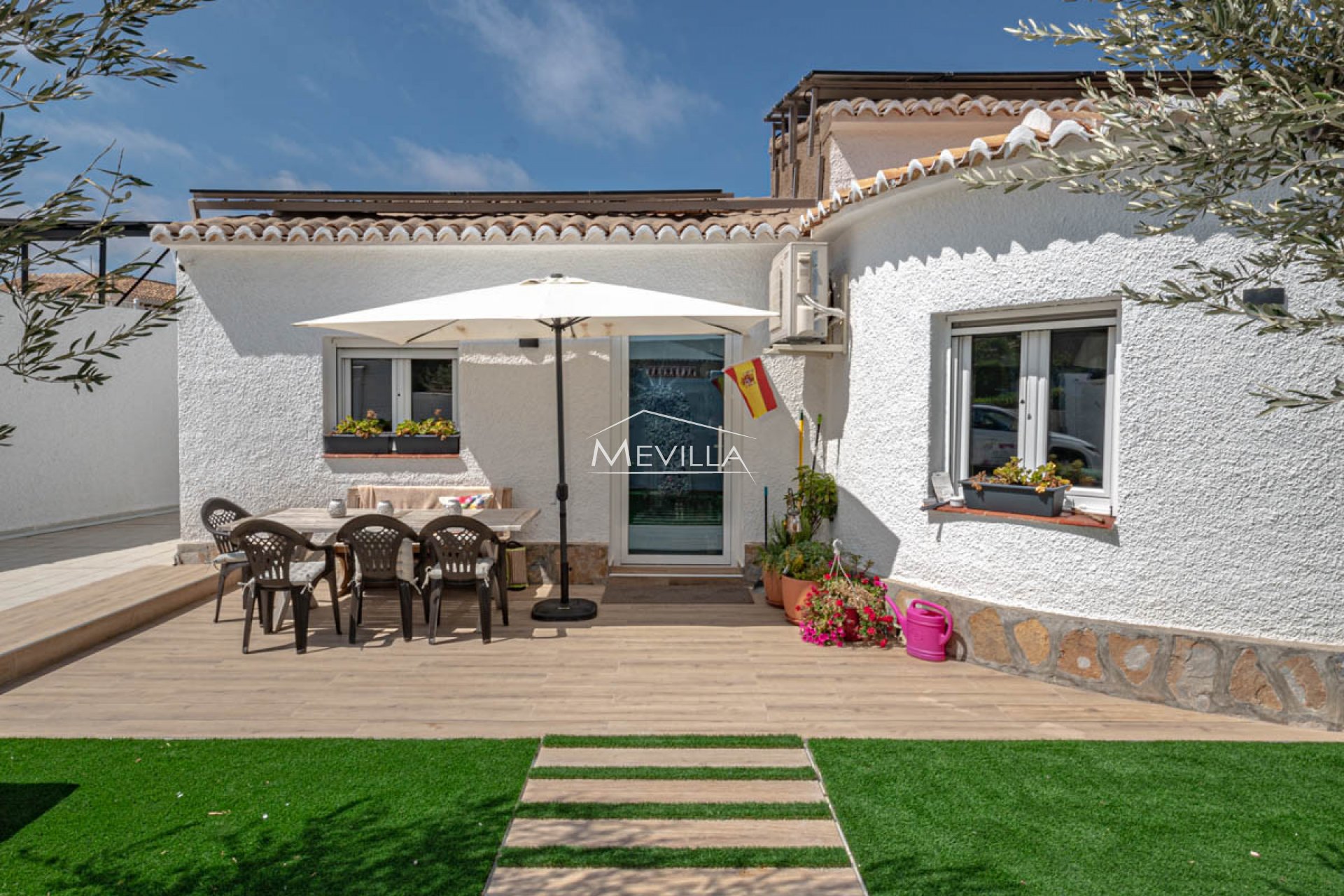 Resales - Villa - Orihuela Costa - La Zenia