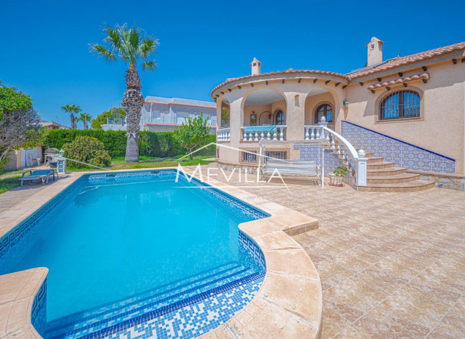 Resales - Villa - Orihuela Costa - La Zenia