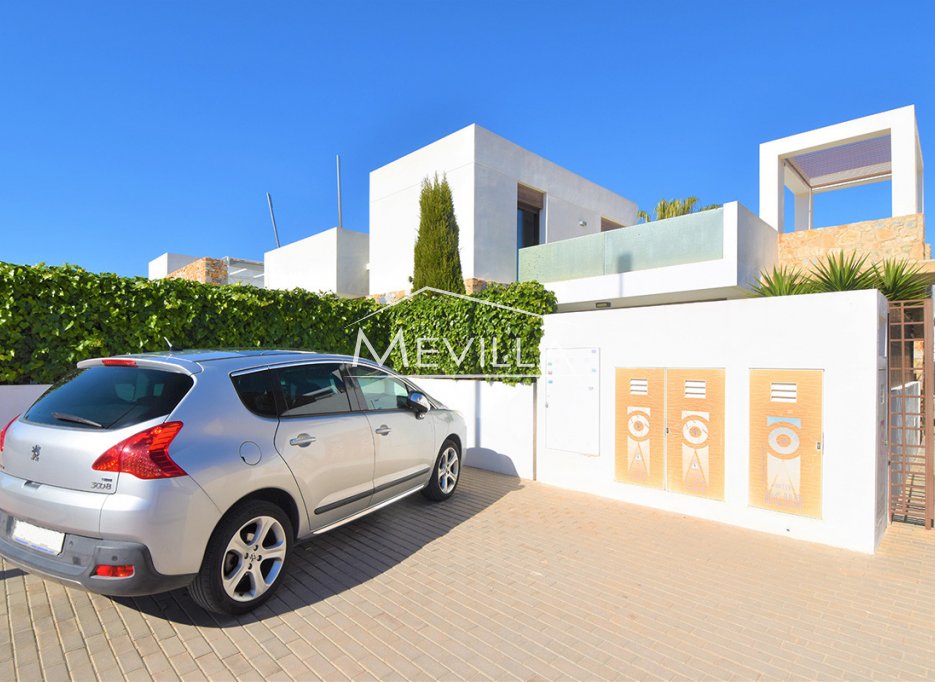 Resales - Villa - Orihuela Costa - Lomas de Cabo Roig