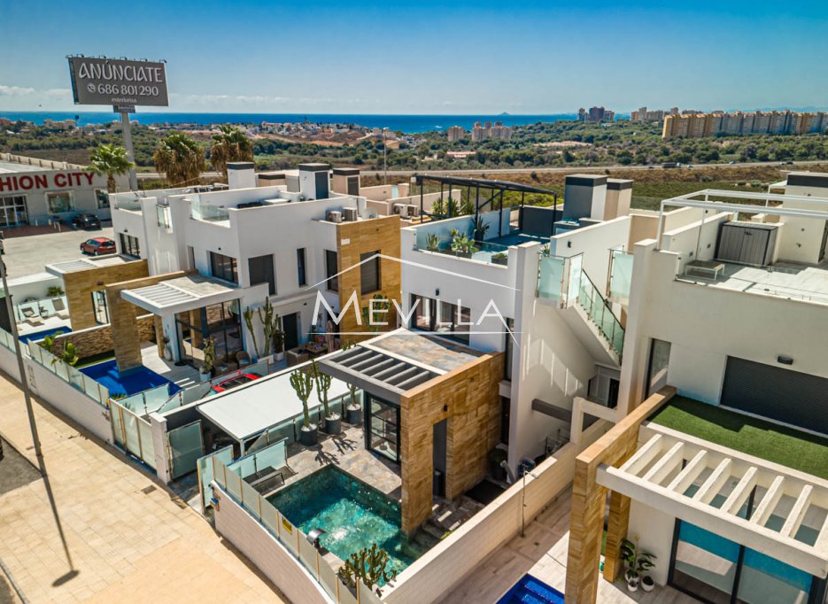 Resales - Villa - Orihuela Costa - Lomas de Cabo Roig