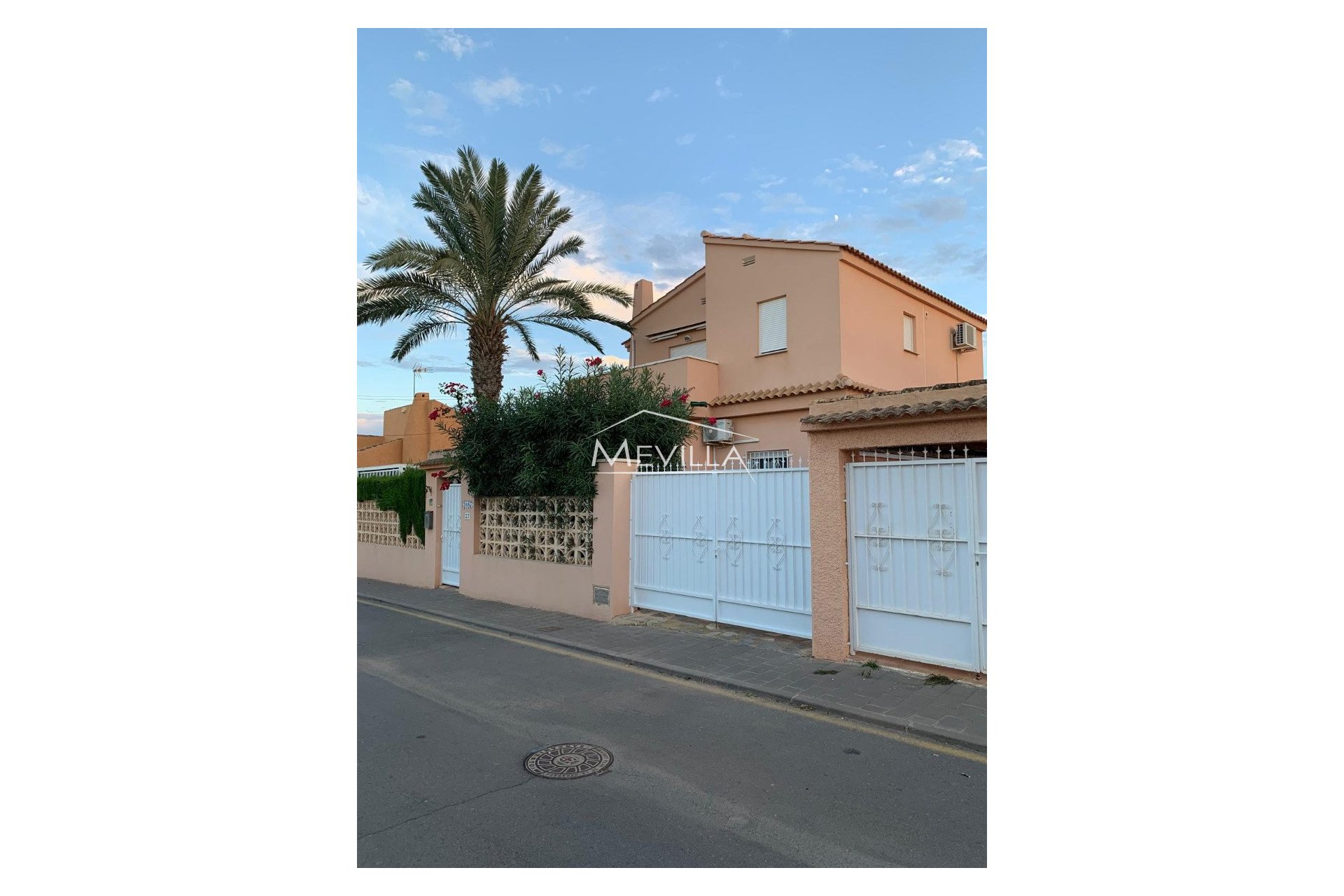 Resales - Villa - Orihuela Costa - Mil Palmeras