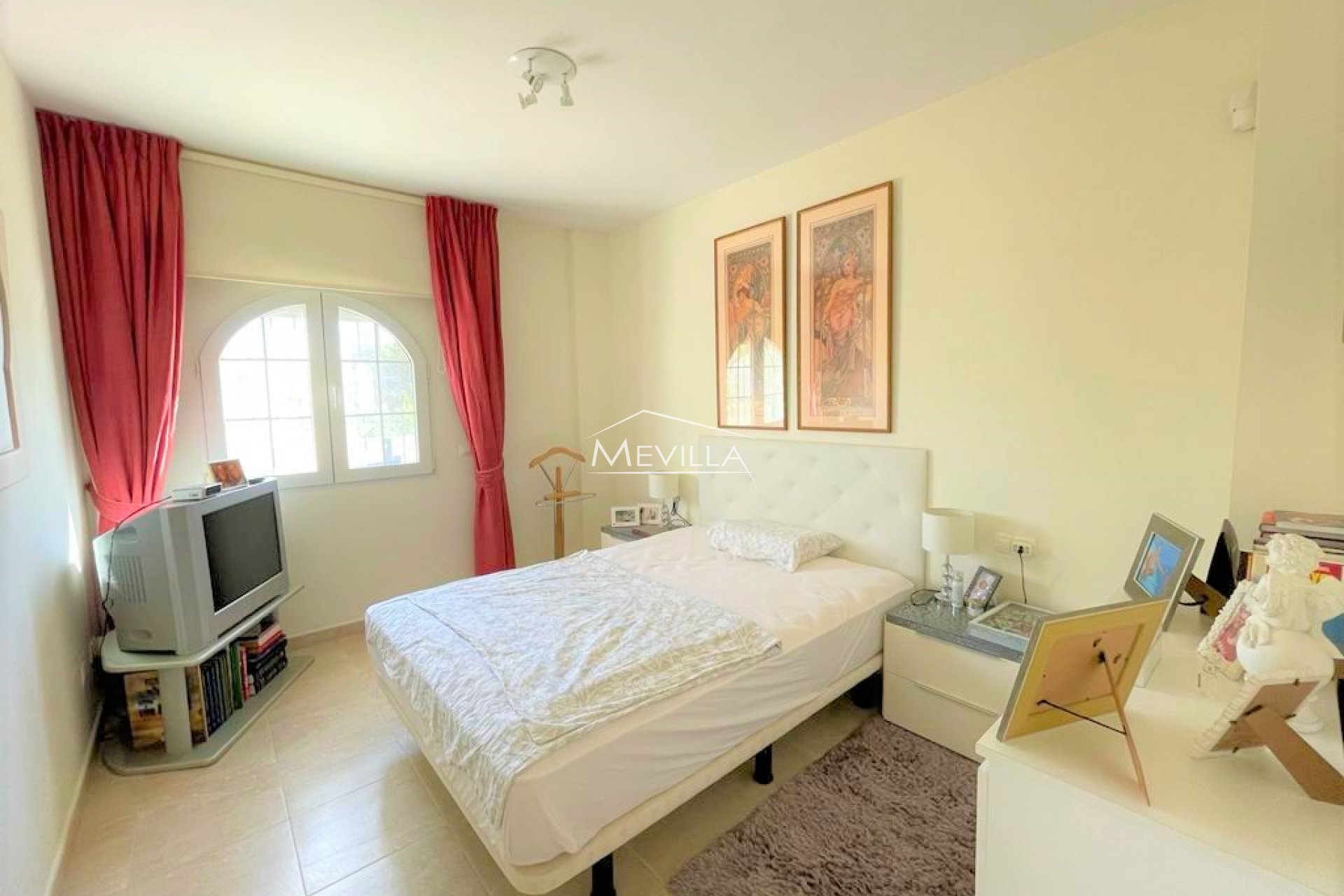 Resales - Villa - Orihuela Costa - Playa Flamenca