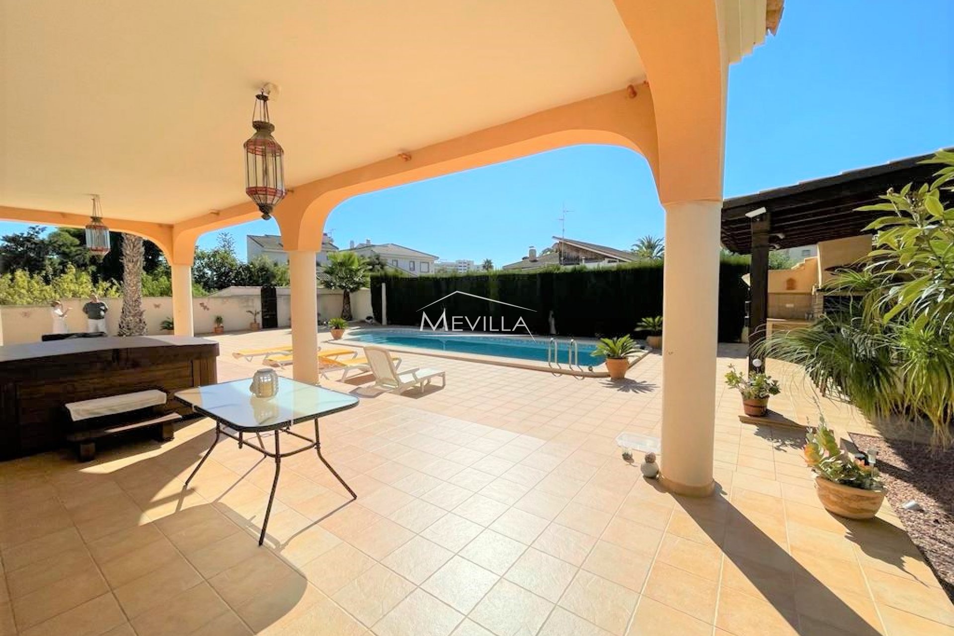 Resales - Villa - Orihuela Costa - Playa Flamenca