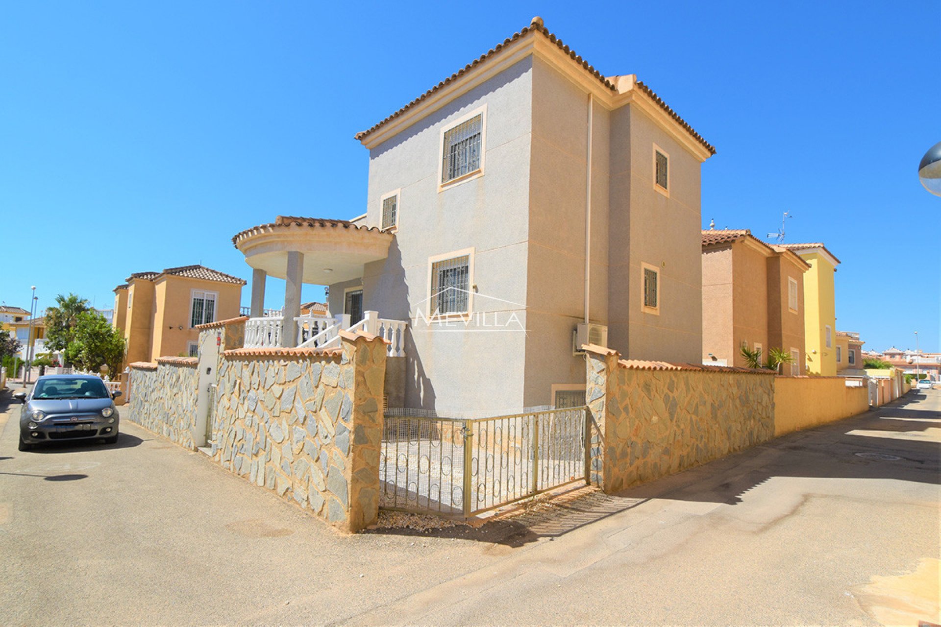 Resales - Villa - Orihuela Costa - Playa Flamenca