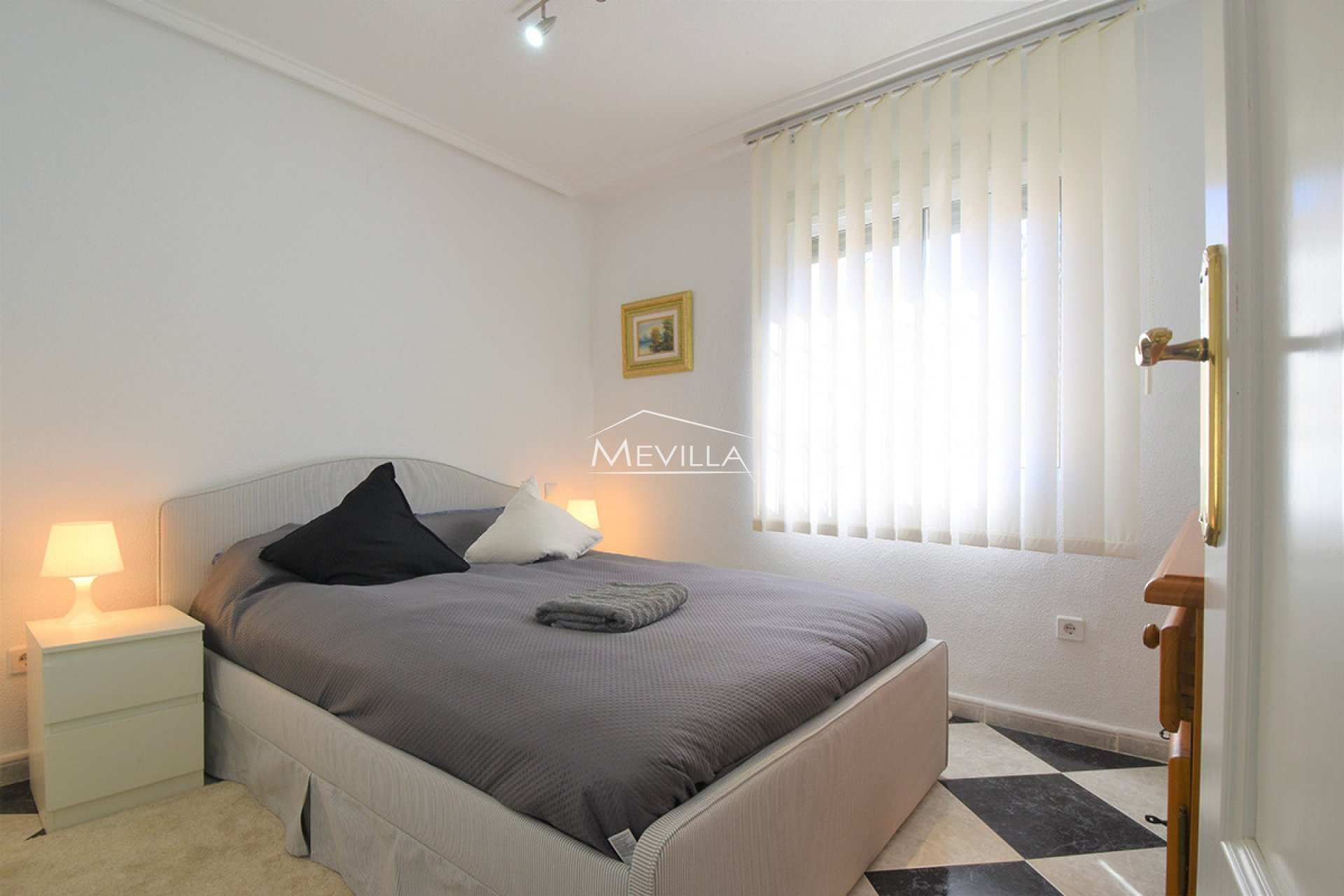 Resales - Villa - Orihuela Costa - Playa Flamenca