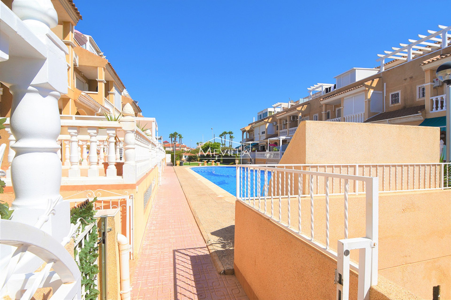 Resales - Villa - Orihuela Costa - Playa Flamenca