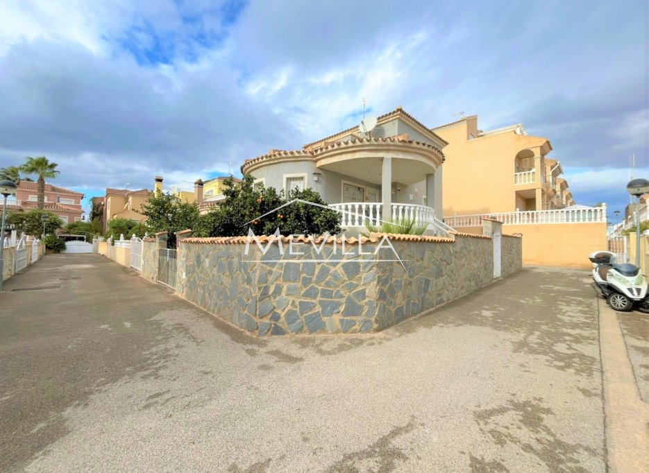 Resales - Villa - Orihuela Costa - Playa Flamenca