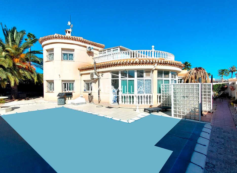 Resales - Villa - Orihuela Costa - Playa Flamenca