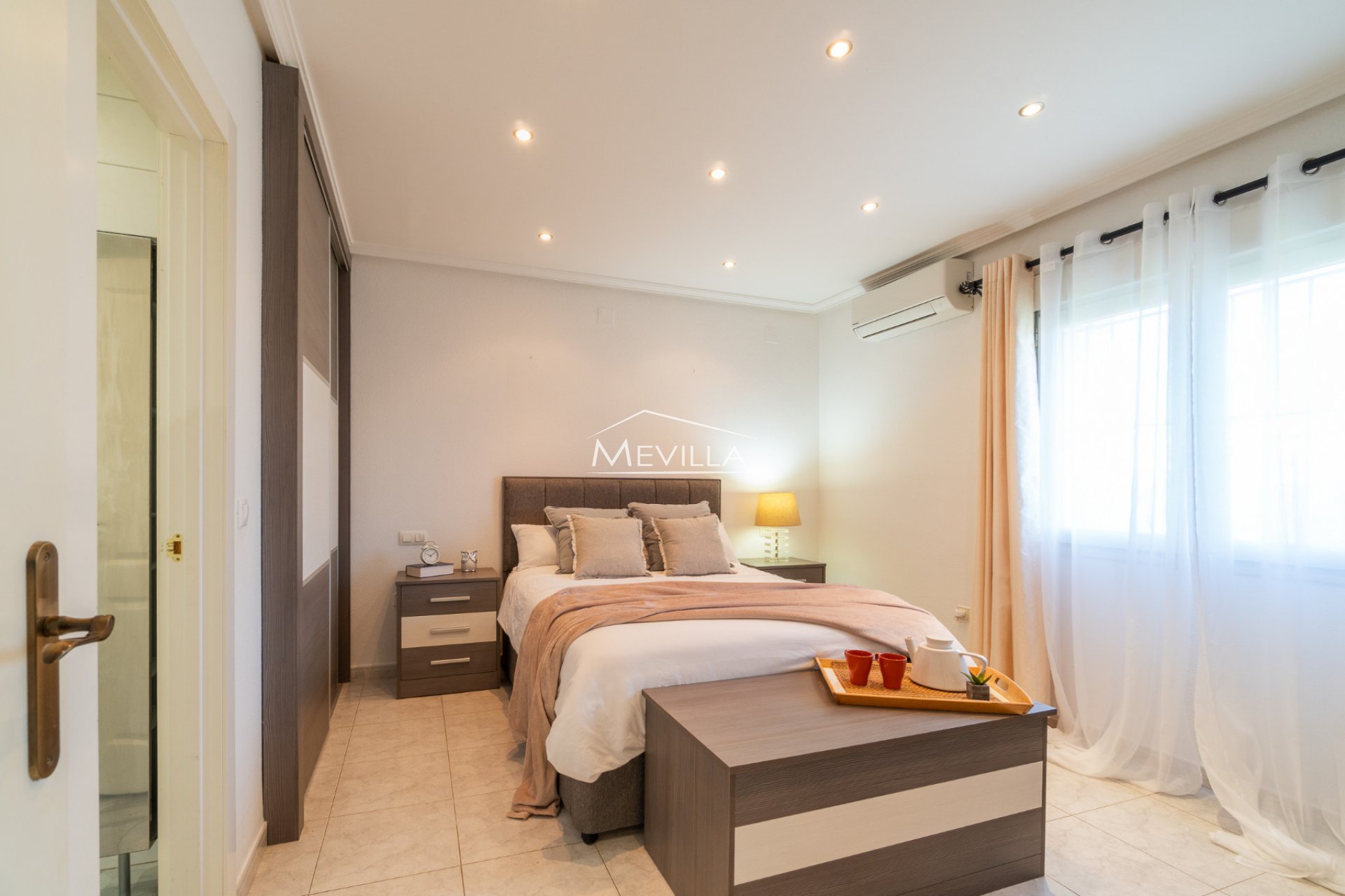 Resales - Villa - Orihuela Costa - Playa Flamenca