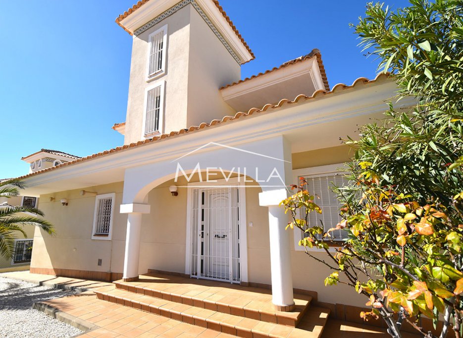 Resales - Villa - Orihuela Costa - Villamartin