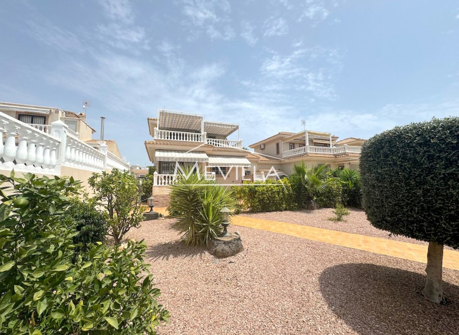 Resales - Villa - Orihuela Costa - Villamartin