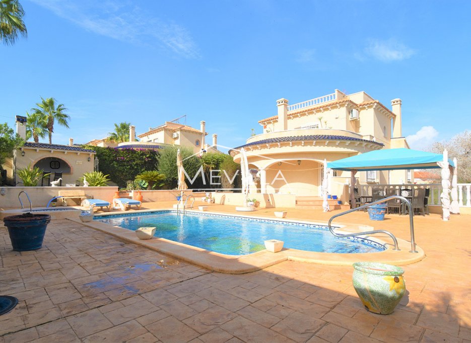 Resales - Villa - Orihuela Costa - Villamartin