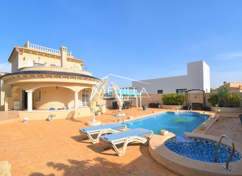 Resales - Villa - Orihuela Costa - Villamartin