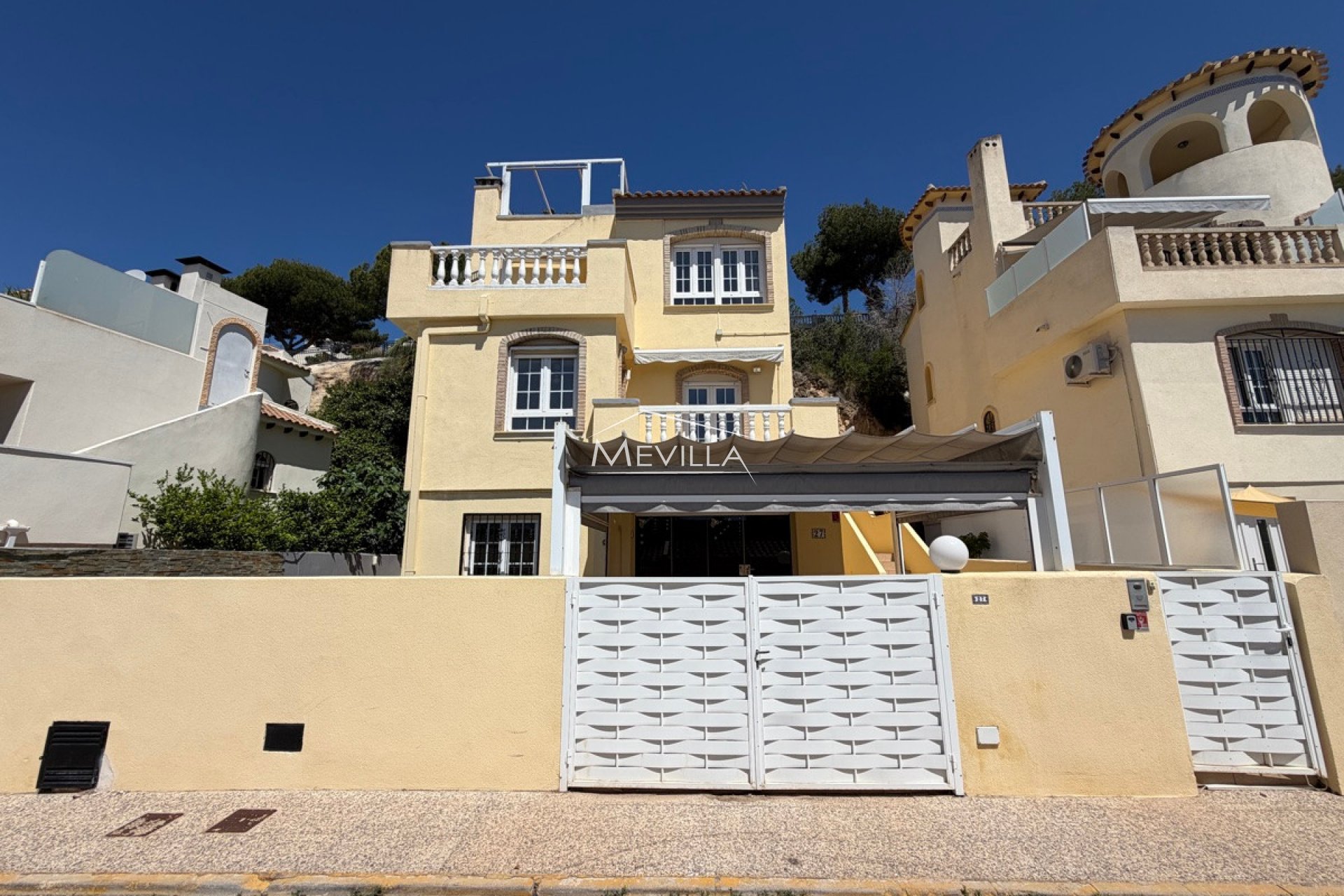Resales - Villa - Orihuela Costa - Villamartin