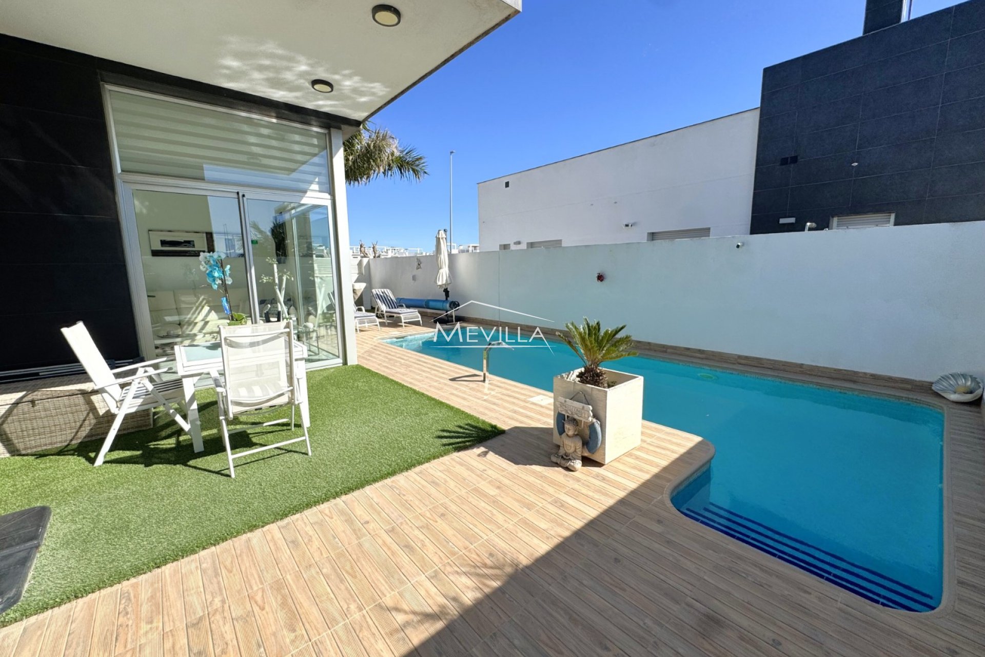 Resales - Villa - Pilar de la Horadada