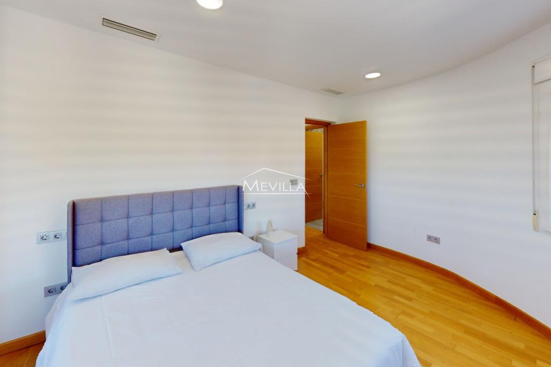 Resales - Villa - Torrevieja - Los Balcones