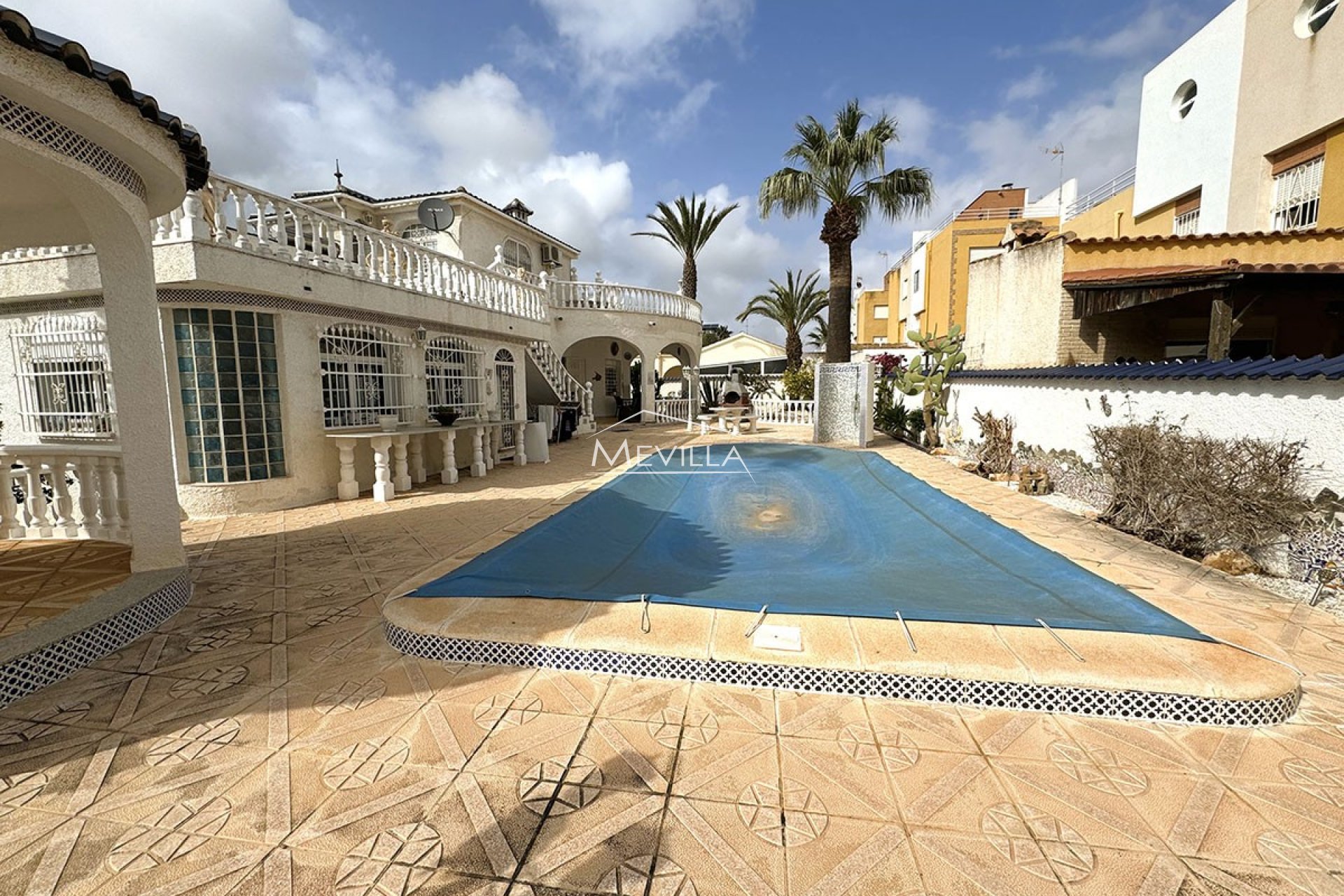 Resales - Villa - Torrevieja - Los Balcones