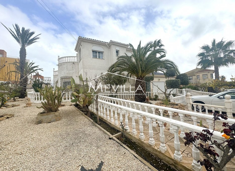 Resales - Villa - Torrevieja - Los Balcones