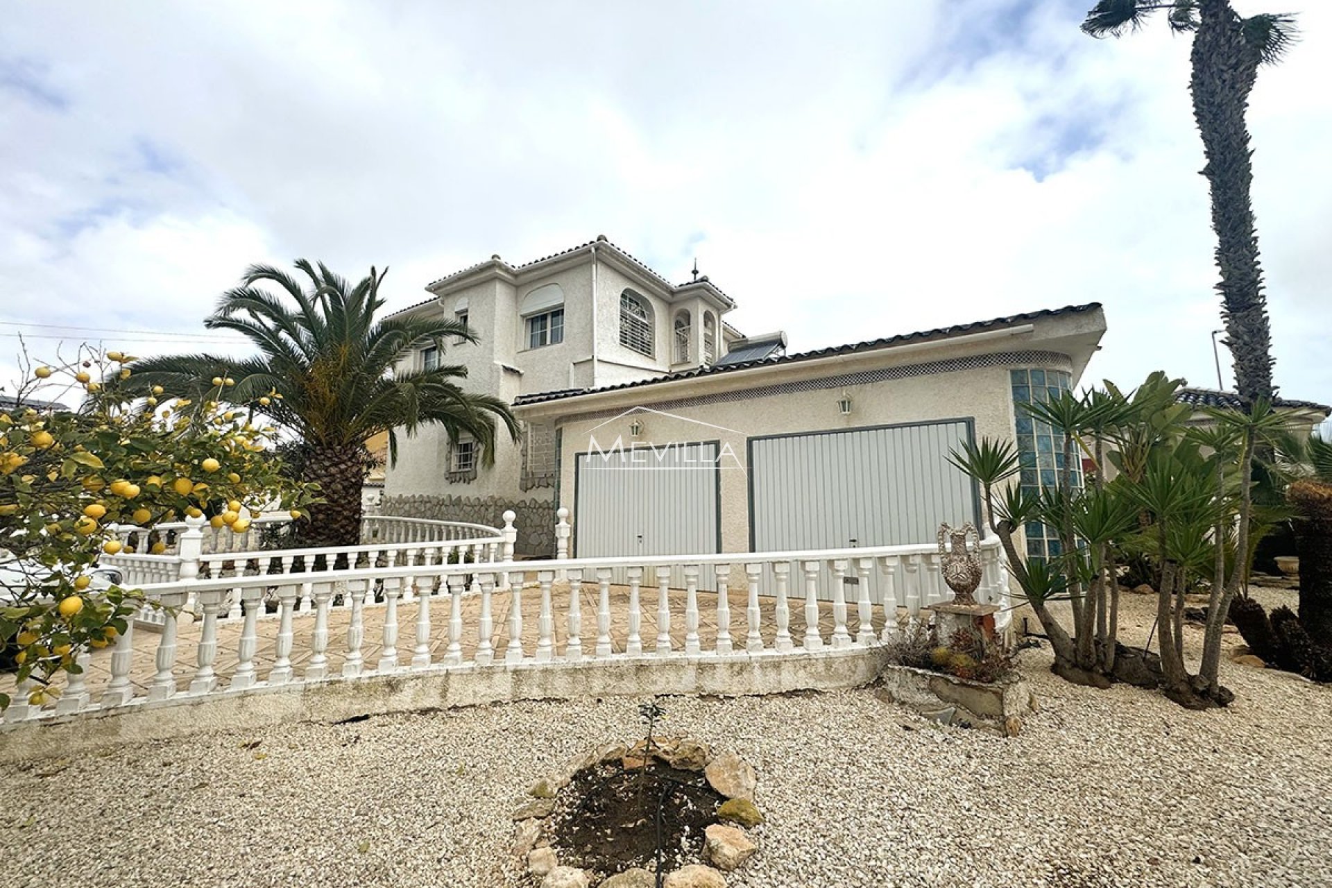 Resales - Villa - Torrevieja - Los Balcones