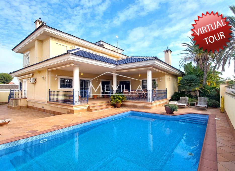 Resales - Villa - Torrevieja